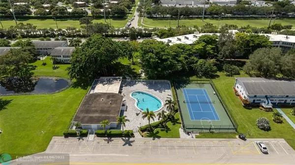 Deerfield Beach, FL 33442,3027 Newport H  #3027