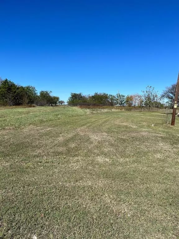 231 County Road 3072, Corsicana, TX 75109