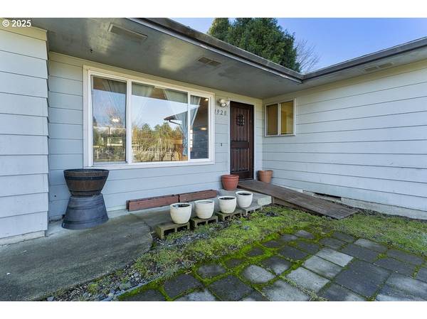 Gresham, OR 97030,1920 NE 23RD ST