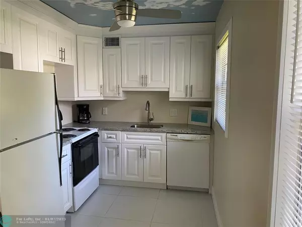 Deerfield Beach, FL 33442,209 Ventnor M  #209