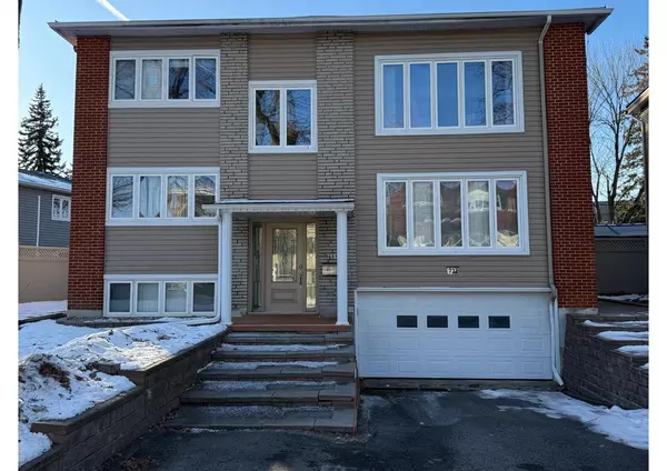 732 MORIN ST, Vanier And Kingsview Park, ON K1K 3G9