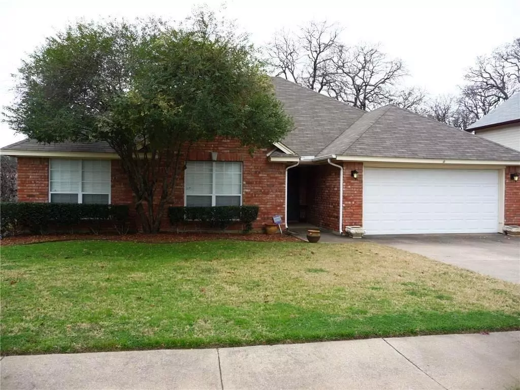 Euless, TX 76039,219 Canterbury Street