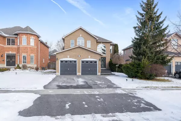 17 Robinson RD, Halton Hills, ON L7G 6G5