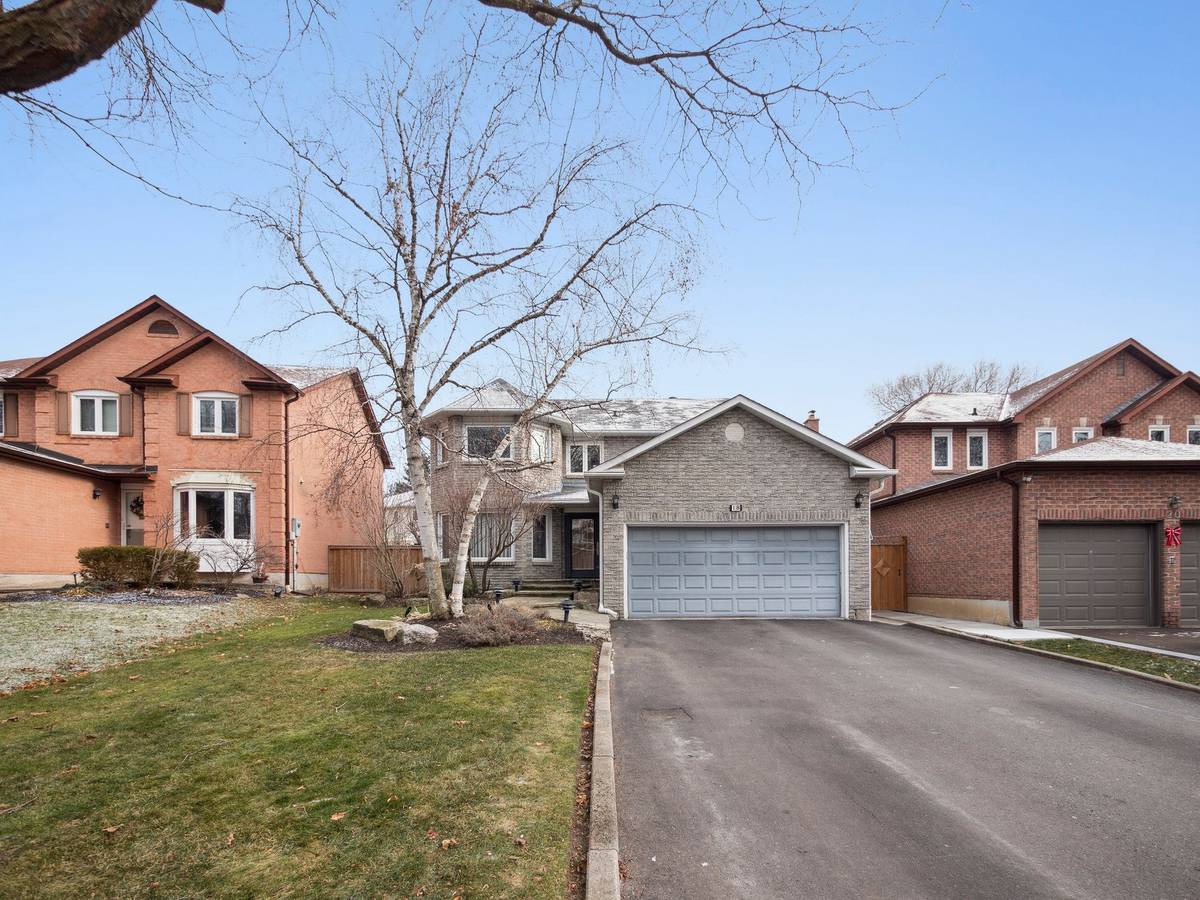 Markham, ON L3T 6V6,18 Mowatt CT