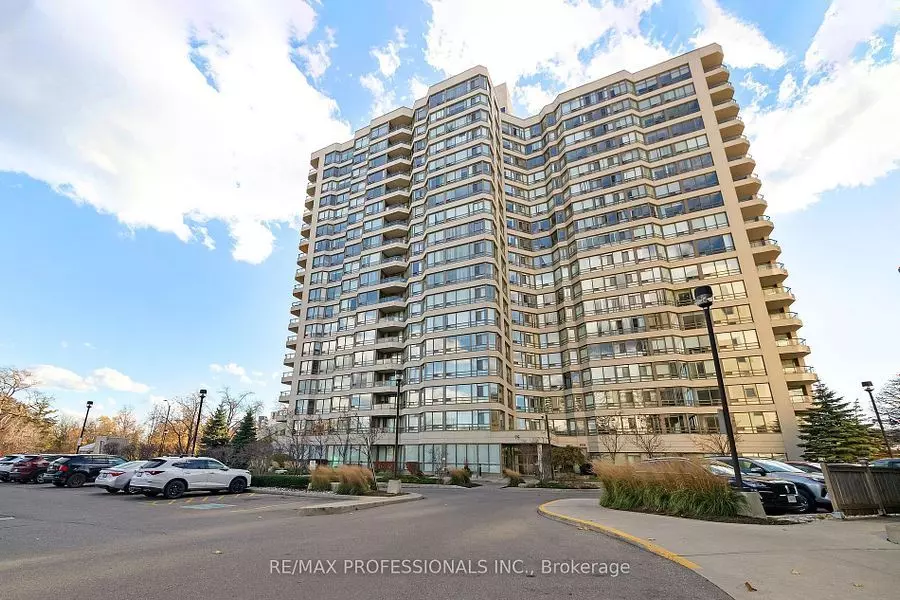 Mississauga, ON L5A 4G5,75 King ST #210