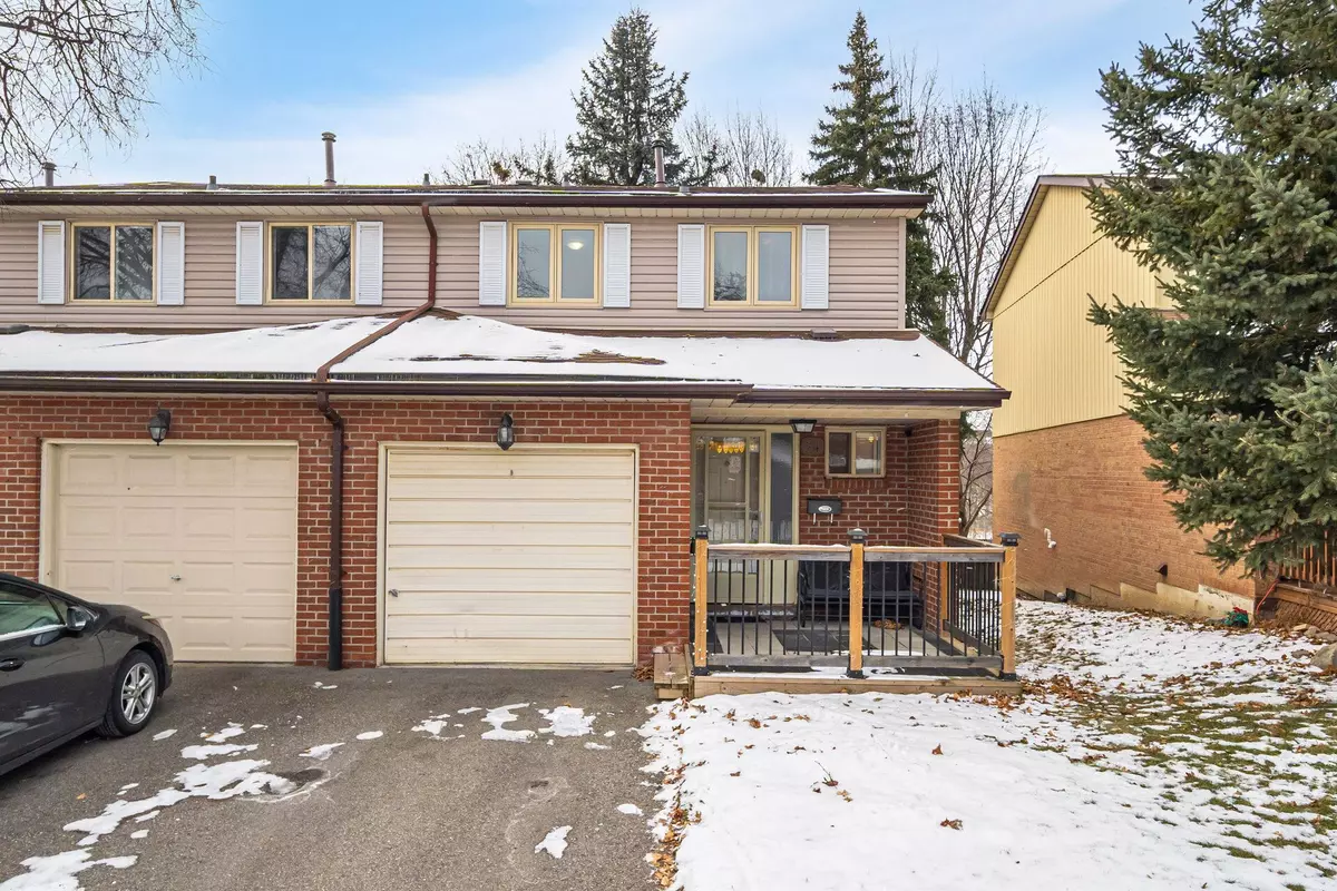 Brampton, ON L6V 3H6,54 Baronwood CT #54