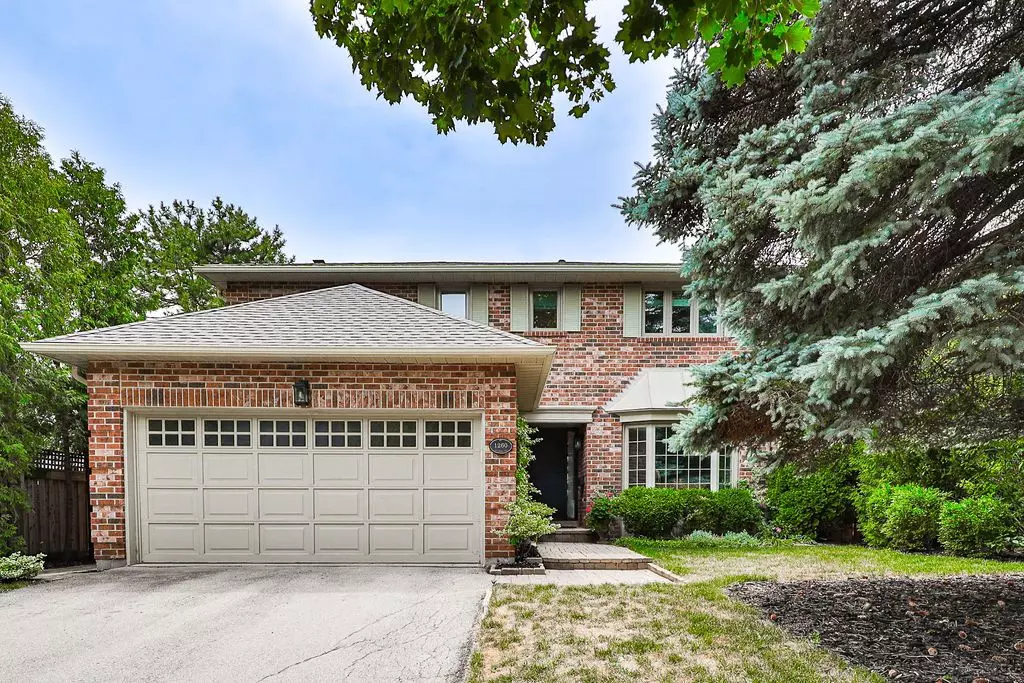 Oakville, ON L6M 1A4,1260 OLD BRIDLE PATH