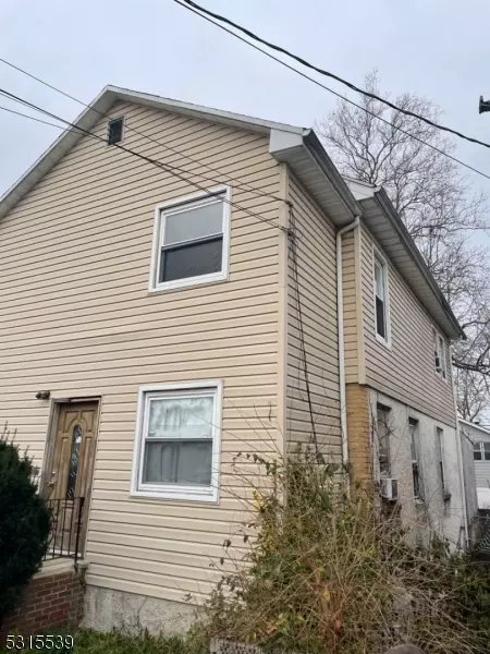 Hillside Twp., NJ 07205,1224 S Bright St