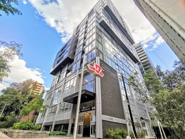 17 Dundonald ST #406, Toronto C08, ON M4Y 1K3