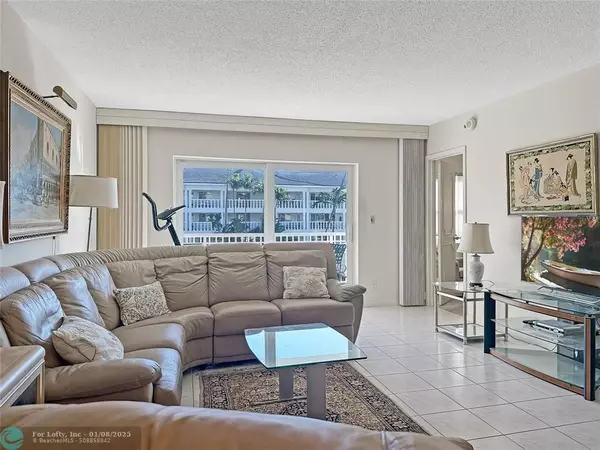 Fort Lauderdale, FL 33306,2880 NE 33rd Ct  #104