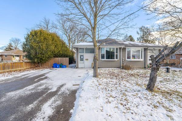 Newmarket, ON L3Y 2T3,84 Walter AVE #1