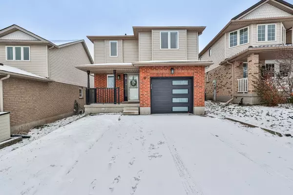 19 Tisdale CT, Kitchener, ON N2A 4H5