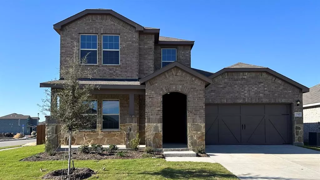 2703 Knollwood Trail, Crandall, TX 75114