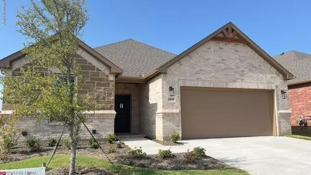 1049 Nighthawk Trail, Alvarado, TX 76009