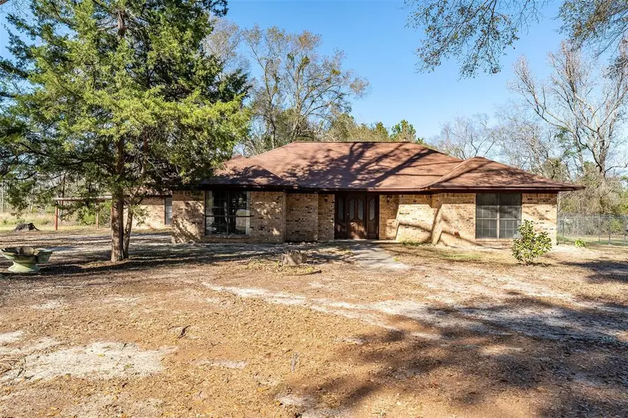 507 E Longview, Arp, TX 75750