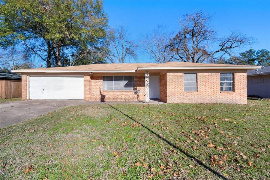 2011 Fairfax Drive, Corsicana, TX 75110