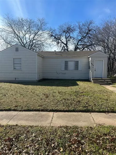 924 S Lee Avenue, Sherman, TX 75090