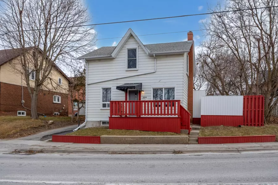 309 Centre ST S, Oshawa, ON L1H 4B3