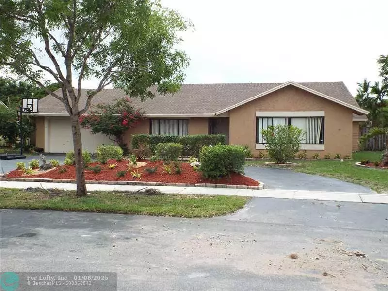 9150 NW 15th St, Plantation, FL 33322