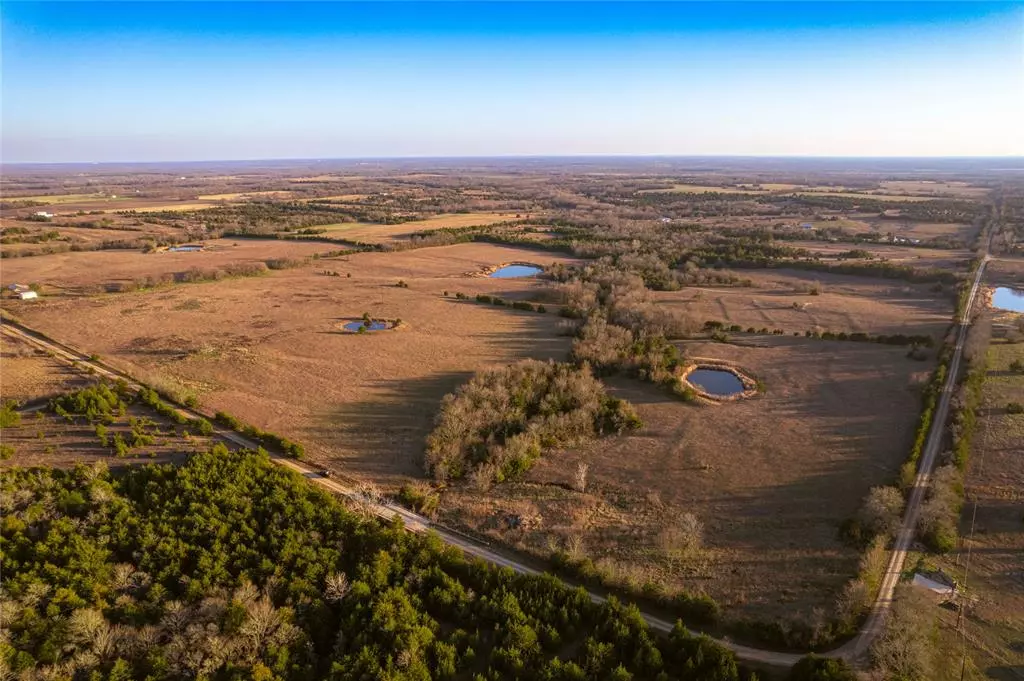 Roxton, TX 75477,25300 County Road