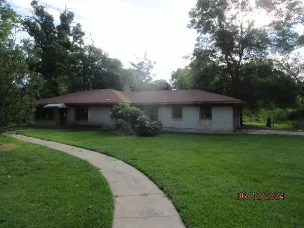 3415 Warren, Shreveport, LA 71109