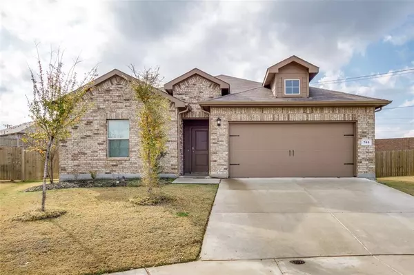 769 Beebrush Drive, Fort Worth, TX 76131