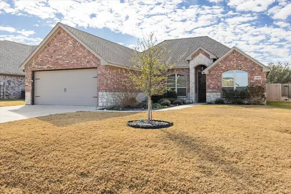 Granbury, TX 76049,3318 Windcrest Drive