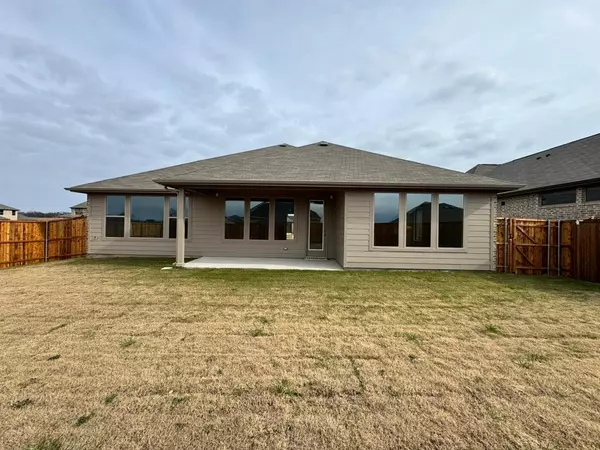 Van Alstyne, TX 75495,1430 Red Clover Avenue