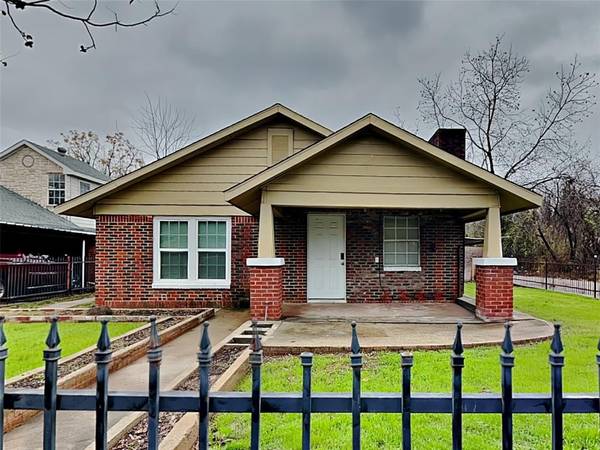 2900 Westbrook Avenue, Fort Worth, TX 76111