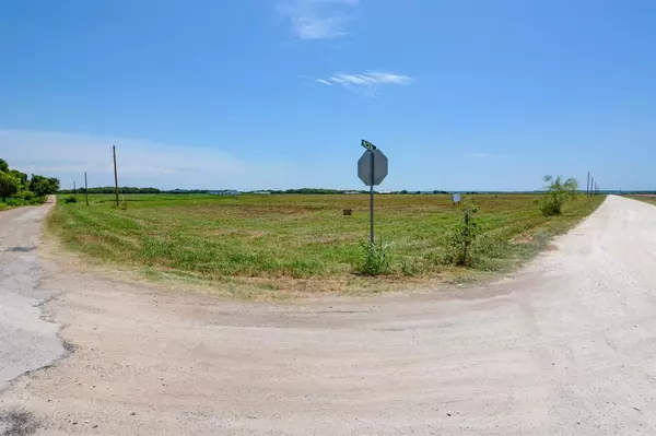 Grandview, TX 76050,13100 County Road 102