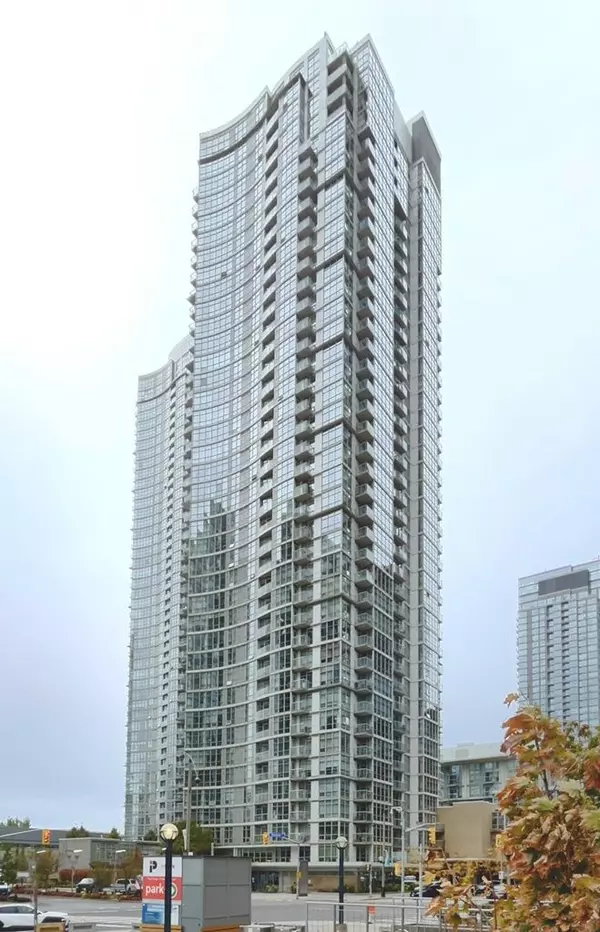 10 Navy Wharf CT #4102, Toronto C01, ON M5V 3V2