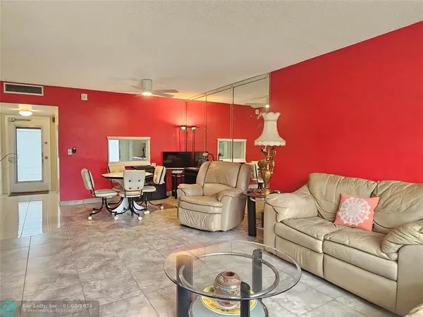 Hallandale Beach, FL 33009,1350 Atlantic Shores Blvd  #303