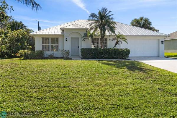 1055 18th St, Vero Beach, FL 32962