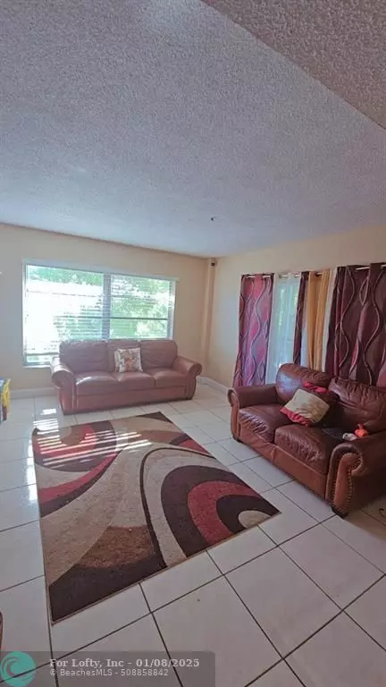 Lauderhill, FL 33319,4170 INVERRARY DR  #412