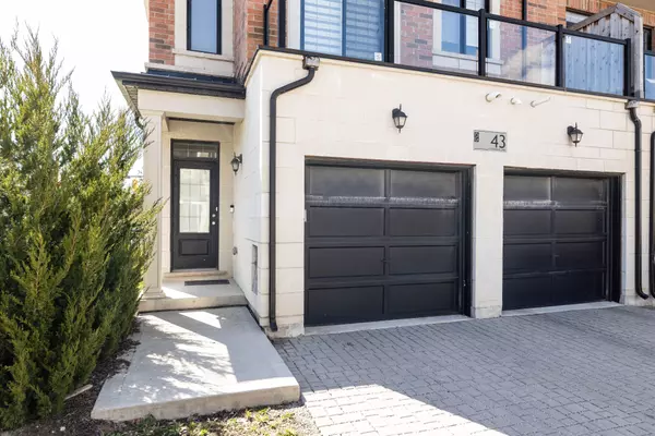 Markham, ON L6E 0T8,43 Hyderabad LN