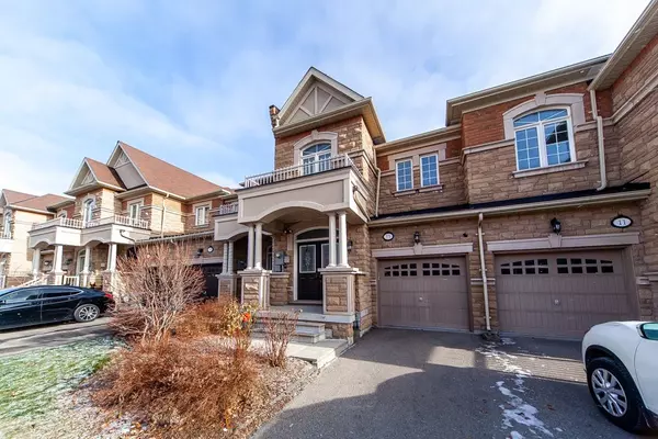 15 Overlander WAY, Vaughan, ON L6A 4T3