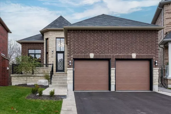 71 Muirfield DR, Barrie, ON L4N 6J9