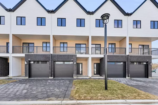 Middlesex, ON N6G 3P2,1595 Capri CRES #82