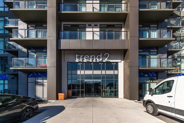 Hamilton, ON L8B 2A5,460 DUNDAS ST E #1205