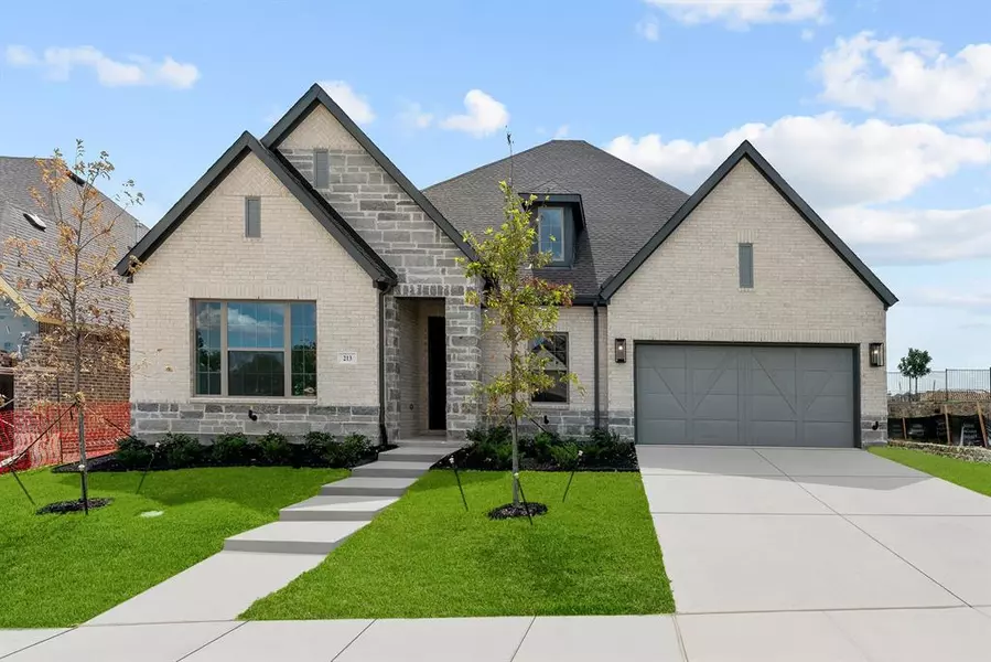 213 Vineyard Lane, Midlothian, TX 76065