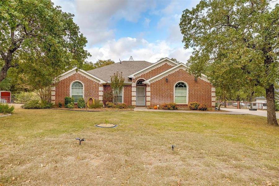 152 W Ranch Lane, Weatherford, TX 76088