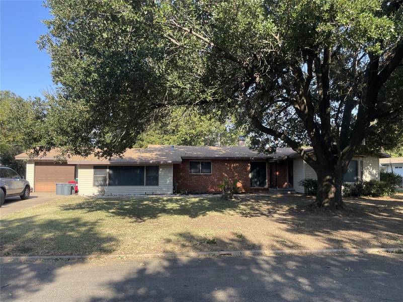 325 Bellaire Drive, Woodway, TX 76712