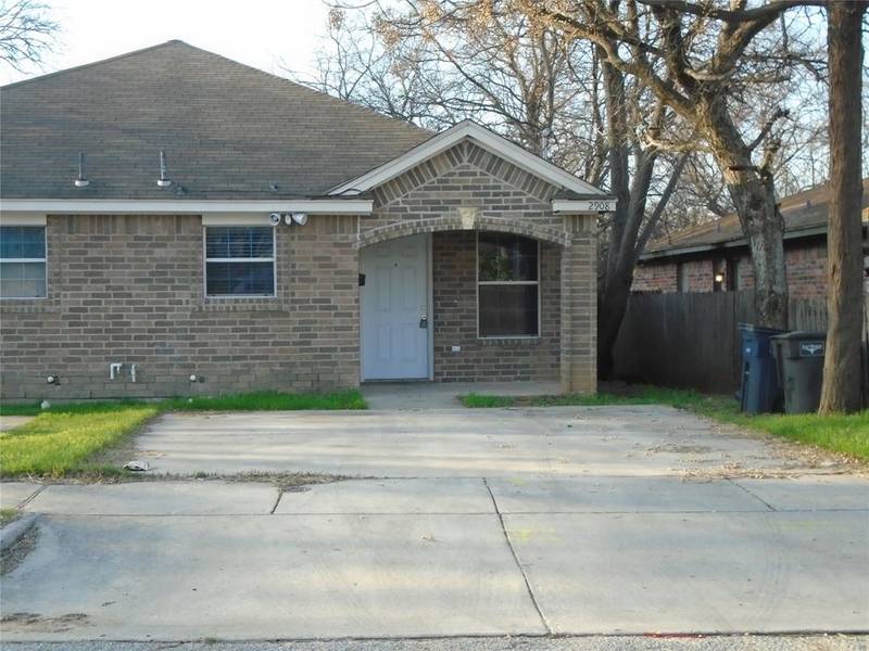 2908 Ennis Avenue, Fort Worth, TX 76111