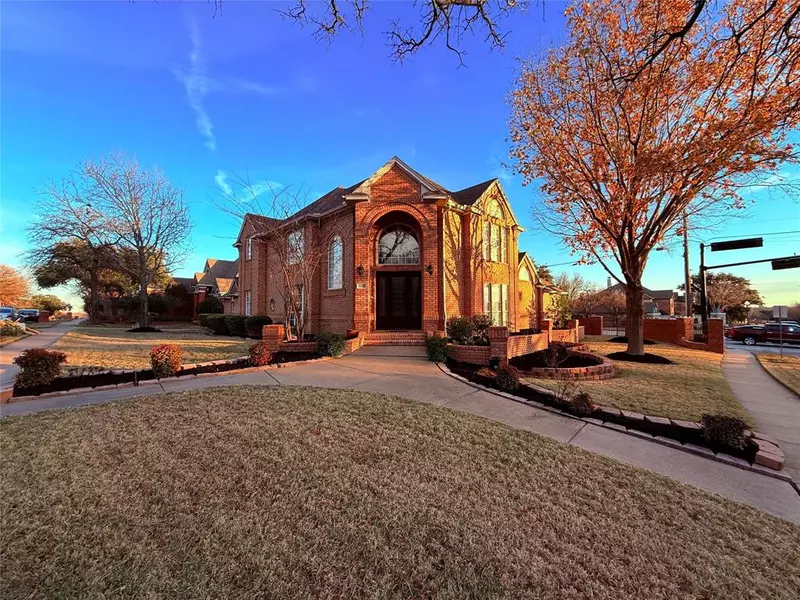 912 Rush Creek Road, Keller, TX 76248