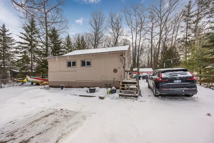 605 Oxbow Park DR, Wasaga Beach, ON L9Z 2T9