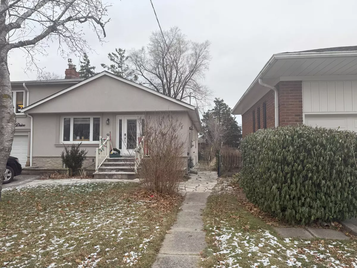 Toronto W08, ON M9C 2K7,202 Renforth DR #BSMT