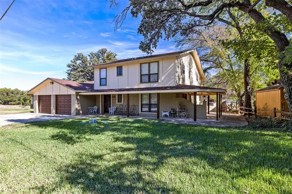 Granbury, TX 76049,2321 Lakewood Court