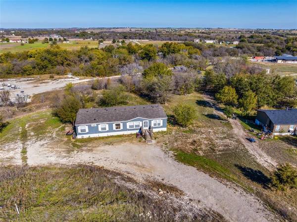 Rhome, TX 76078,276 Coyote Trail