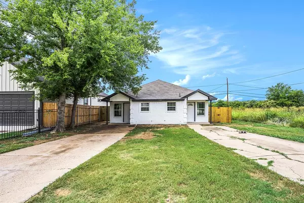 2200 Brookes Street #A, Fort Worth, TX 76105