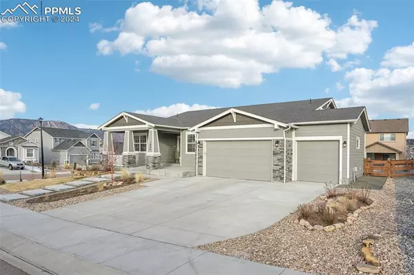 Monument, CO 80132,1094 Rambling Oak DR